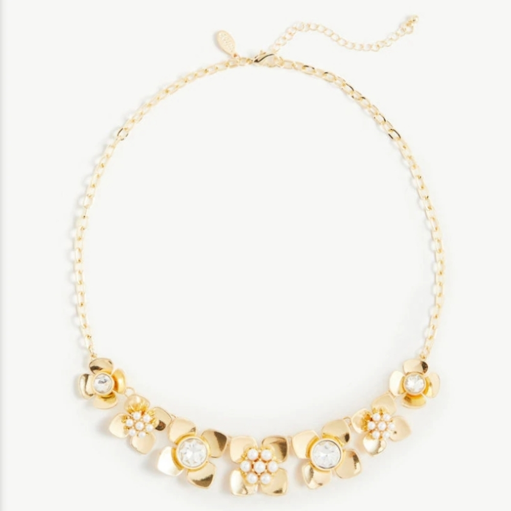 ANN TAYLOR FACTORY GOLD STATEMENT NECKLACE - Picture 7 of 8
